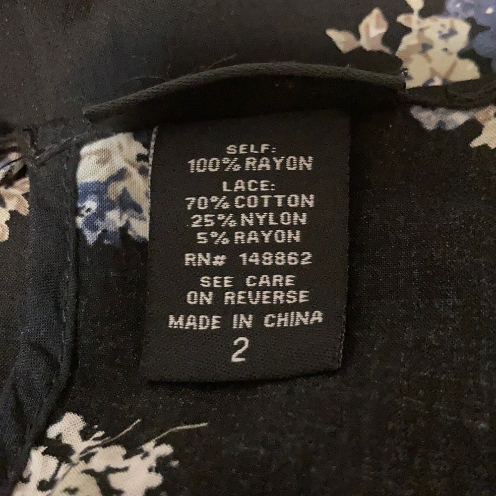 Sale 5 For $25 Torrid Blouse - Picture 9 of 9